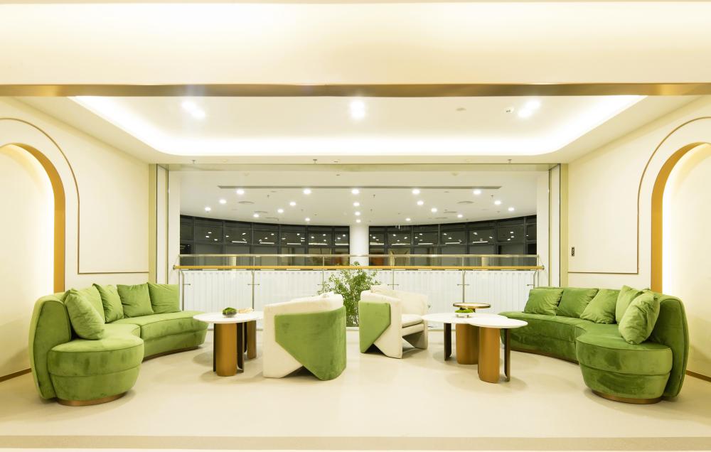 活动区／客厅／饭厅