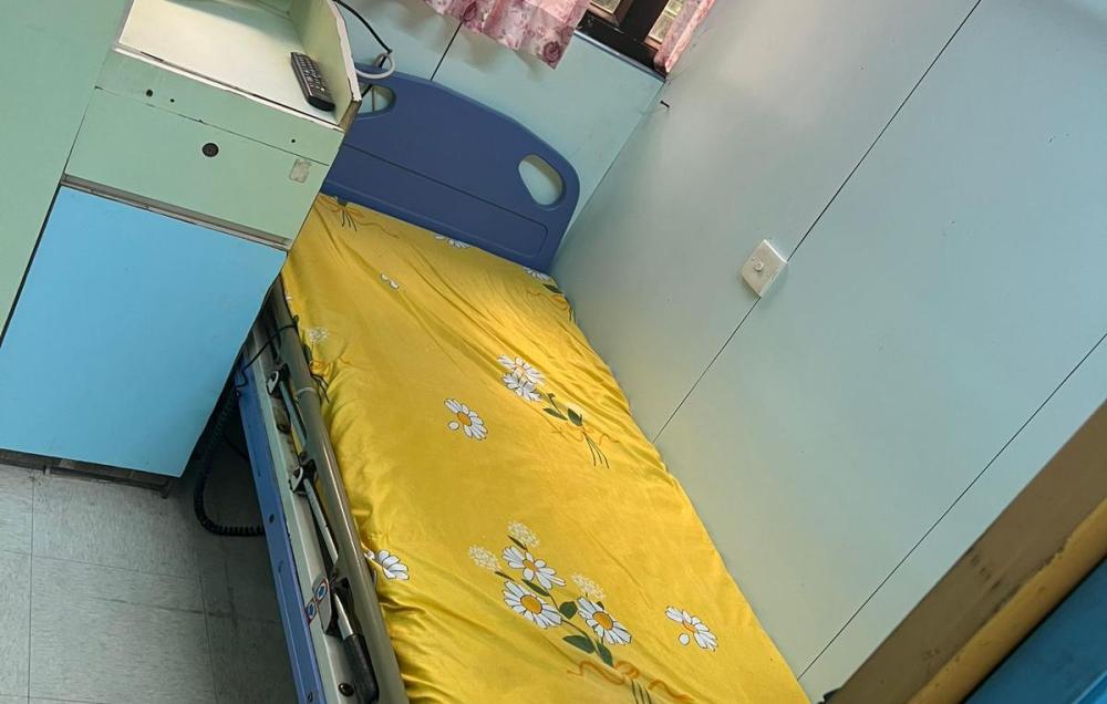 房间